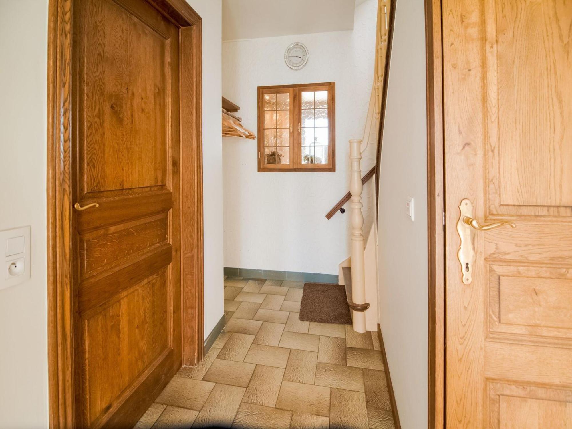 Pretty Farmhouse In Houffalize With Courtyard Eksteriør billede